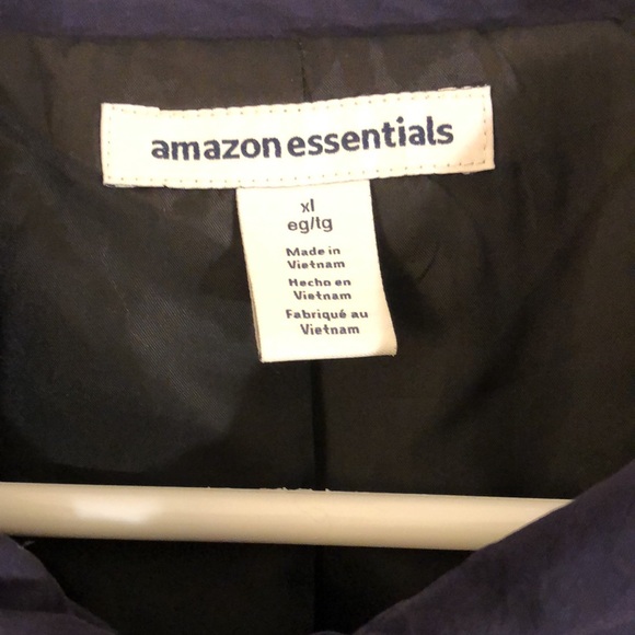 Amazon Essentials Men's Standard Water-Resistant Golf Jacket - Navy Blue - Picture 9 of 11